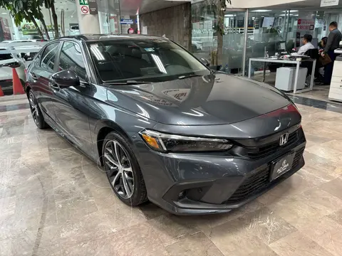 Honda Civic Touring usado (2022) color Gris Oscuro precio $469,000