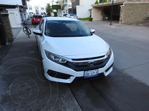 Honda Civic EX usado (2018) color Blanco precio $309,000