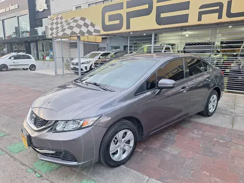 Honda Civic LX 1.8L Aut usado (2015) color Acero precio $205,000
