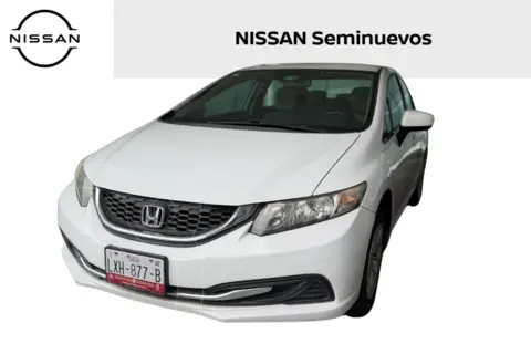 Honda Civic LX 1.8L Aut usado (2014) color Blanco precio $170,000