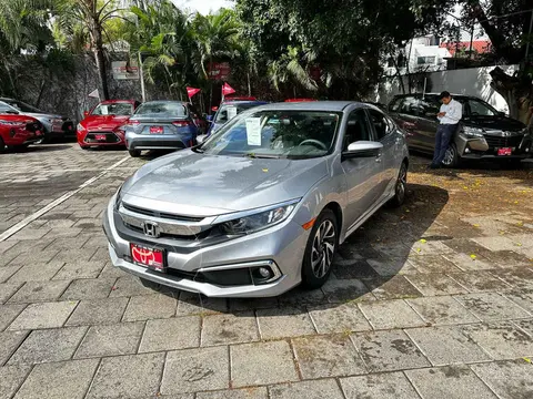 Honda Civic i-Style Aut usado (2019) color Plata precio $380,000