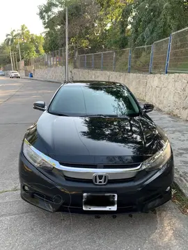 Honda Civic Touring usado (2018) color Negro Cristal precio $310,000