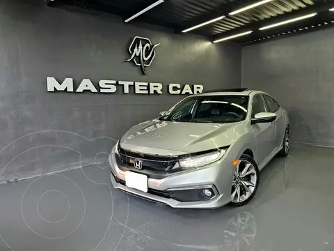 Honda Civic Touring Aut usado (2019) color plateado precio $338,000