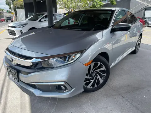Honda Civic i-Style Aut usado (2020) color Plata Lunar precio $420,000