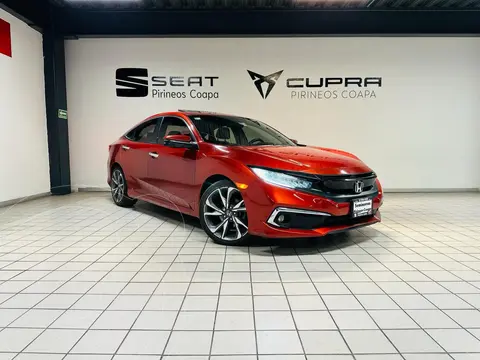 Honda Civic Touring Aut usado (2019) color Rojo financiado en mensualidades(enganche $83,600 mensualidades desde $9,503)