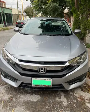 Honda Civic Turbo Plus Aut usado (2017) color Plata Diamante precio $245,000