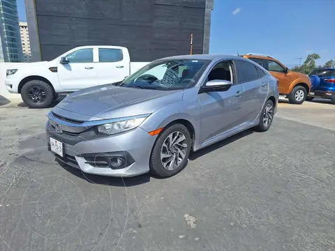 Honda Civic i-Style Aut usado (2018) color Plata Lunar precio $398,000