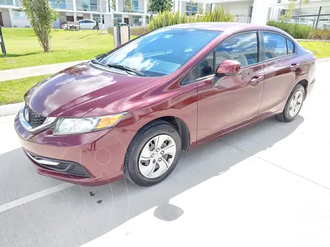 Honda Civic LX 1.8L Aut usado (2013) color Rojo precio $165,000