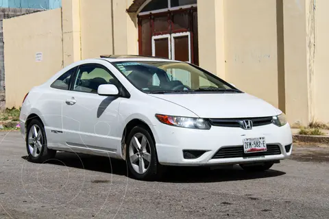 Honda Civic Coupe EX 1.8L Aut usado (2006) color Blanco precio $105,000
