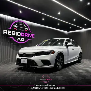 Honda Civic i-Style usado (2023) color Blanco Platinado precio $429,900