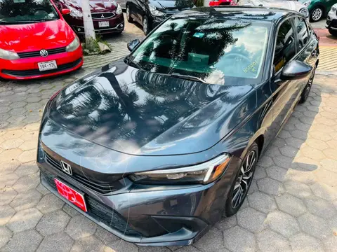 Honda Civic i-Style usado (2023) color Gris financiado en mensualidades(enganche $107,231 mensualidades desde $9,525)