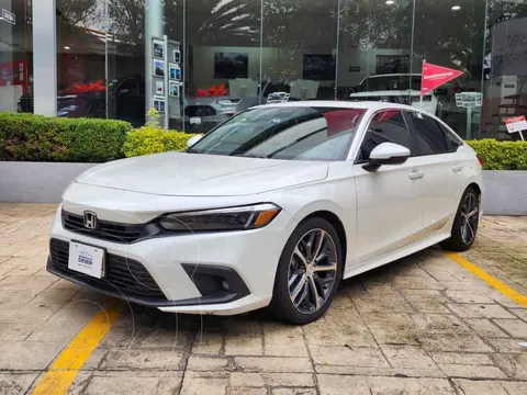 Honda Civic Touring usado (2024) color Blanco precio $610,000