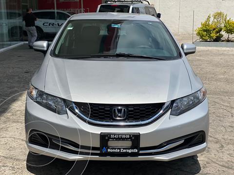foto Honda Civic LX 1.8L usado (2014) color Plata Dorado precio $185,456