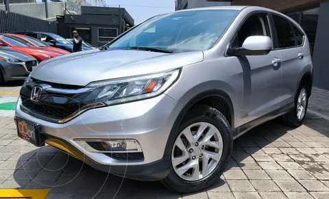 Honda CR-V i-Style usado (2016) color plateado precio $265,000