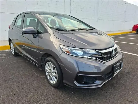 Honda Fit Fun usado (2020) color Gris Oscuro financiado en mensualidades(enganche $54,780 mensualidades desde $6,663)