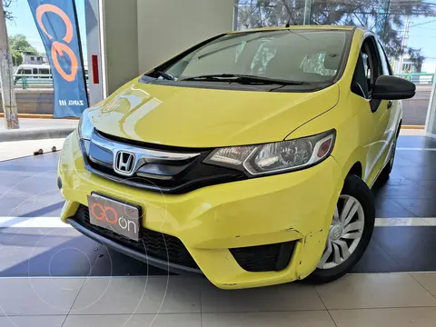 Honda Fit Cool 1.5L usado (2015) color Amarillo precio $150,000