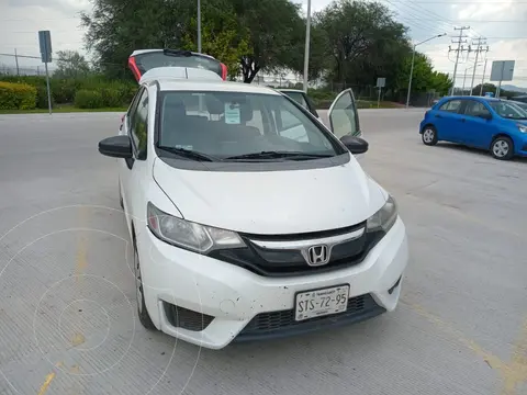 Honda Fit Cool 1.5L usado (2015) color Blanco precio $169,000