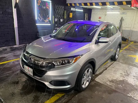 Honda HR-V Uniq Aut usado (2019) color Plata precio $350,000