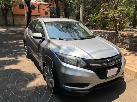 Honda HR-V Uniq usado (2017) color Plata precio $197,500