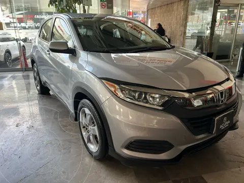 Honda HR-V Uniq usado (2022) color plateado precio $309,000