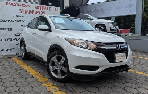 Honda HR-V Uniq usado (2017) color Blanco financiado en mensualidades(enganche $72,800 mensualidades desde $4,132)