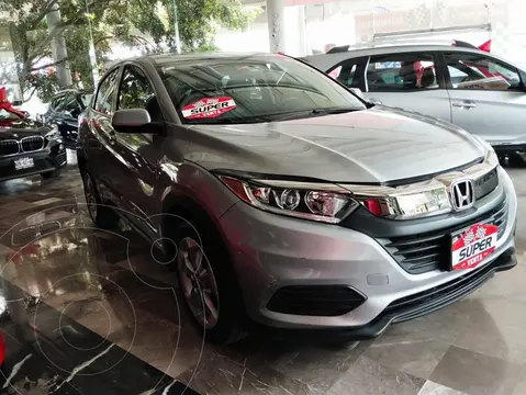 Honda HR-V Uniq usado (2022) color plateado precio $449,000