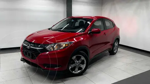 Honda HR-V Uniq usado (2017) color Rojo precio $240,000