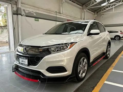 Honda HR-V Uniq Aut usado (2022) color Blanco financiado en mensualidades(enganche $112,250 mensualidades desde $10,757)