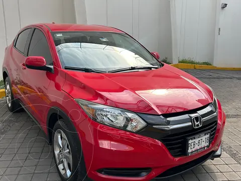 Honda HR-V Uniq Aut usado (2018) color Rojo precio $285,000