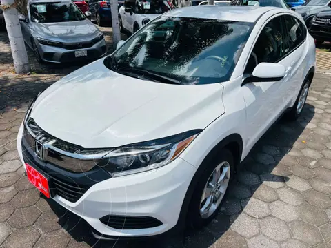 Honda HR-V Uniq Aut usado (2022) color Blanco financiado en mensualidades(enganche $85,194 mensualidades desde $7,567)