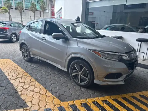 Honda HR-V Touring usado (2021) color Plata Lunar precio $420,000