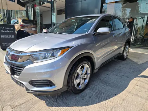 Honda HR-V Uniq usado (2020) color Plata Lunar precio $297,000