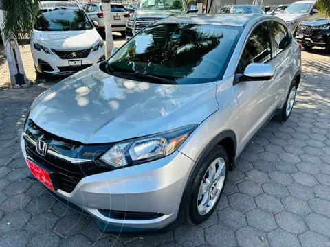 Honda HR-V Uniq usado (2016) color Plata precio $236,000