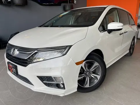 Honda Odyssey Touring usado (2019) color Blanco financiado en mensualidades(enganche $179,578 mensualidades desde $13,732)