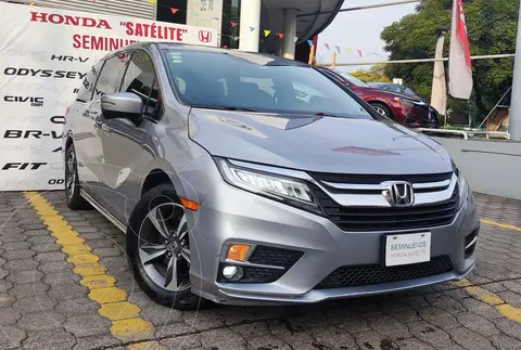 Honda Odyssey Touring usado (2018) color plateado precio $495,000