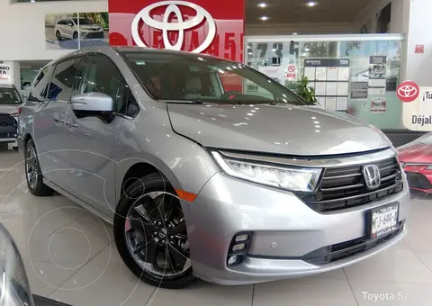 Honda Odyssey Touring usado (2024) color plateado precio $899,000