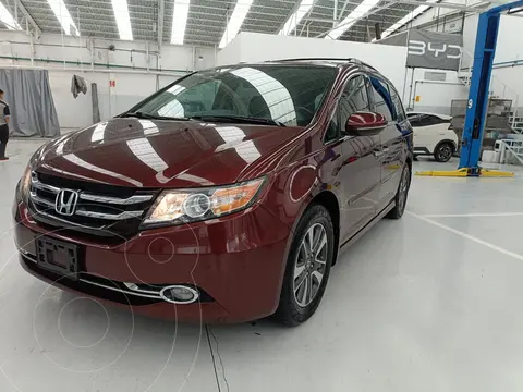 Honda Odyssey Touring usado (2016) color Rojo Cobrizo precio $310,000