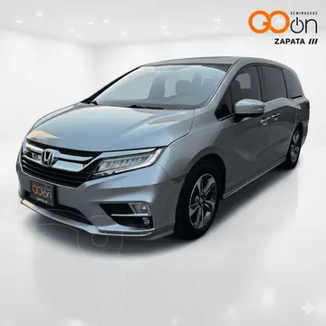 Honda Odyssey Touring usado (2019) color HOPLATA LUNAR precio $410,000
