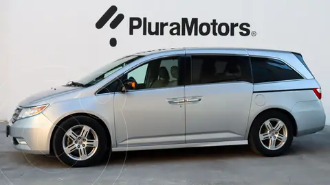 Honda Odyssey Touring usado (2013) color plateado precio $239,000