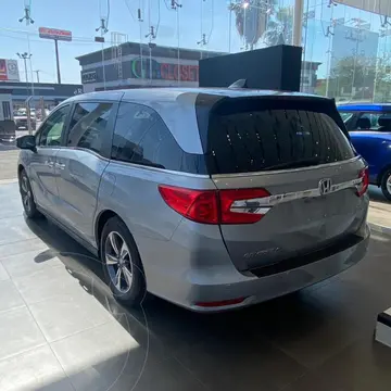 Honda Odyssey Touring usado (2018) color Plata Lunar precio $640,000