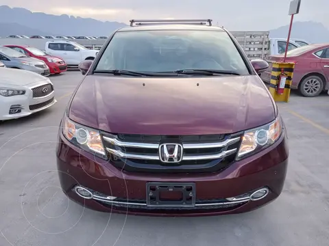 Honda Odyssey Touring usado (2016) color Rojo financiado en mensualidades(enganche $110,000 mensualidades desde $10,804)