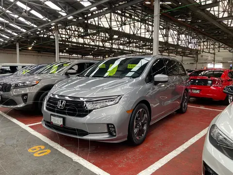 Honda Odyssey Touring usado (2022) color Plata Lunar financiado en mensualidades(enganche $157,500 mensualidades desde $22,500)