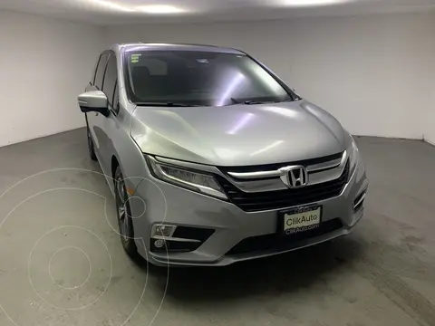 Honda Odyssey Touring usado (2019) color plateado precio $650,000
