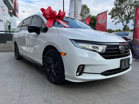 Honda Odyssey Black Edition usado (2024) color Blanco financiado en mensualidades(enganche $400,026 mensualidades desde $16,831)