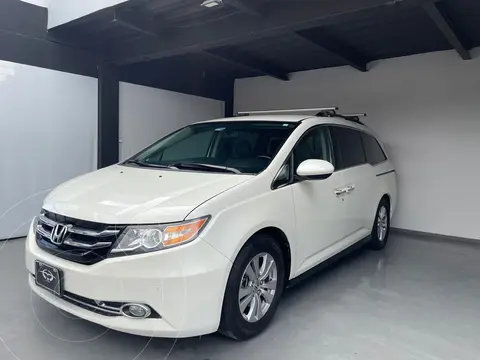 Honda Odyssey EXL usado (2014) color Blanco precio $389,000
