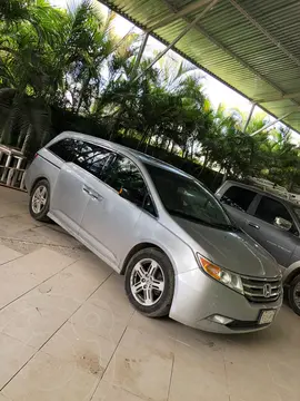 Honda Odyssey Touring usado (2013) color Plata precio $275,000