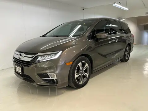 Honda Odyssey Touring usado (2018) color Gris precio $630,000