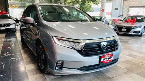 Honda Odyssey Touring usado (2024) color plateado precio $1,068,000