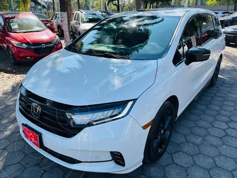 Honda Odyssey Black Edition usado (2024) color Blanco financiado en mensualidades(enganche $238,381 mensualidades desde $21,174)