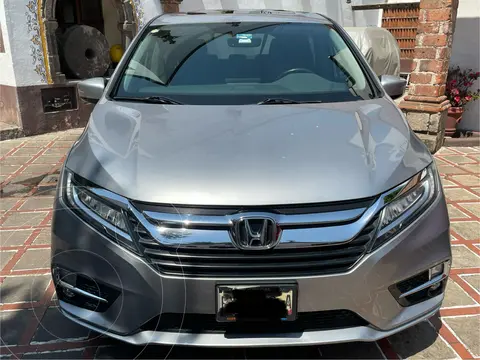 Honda Odyssey Touring usado (2019) color Gris Plata  precio $655,000